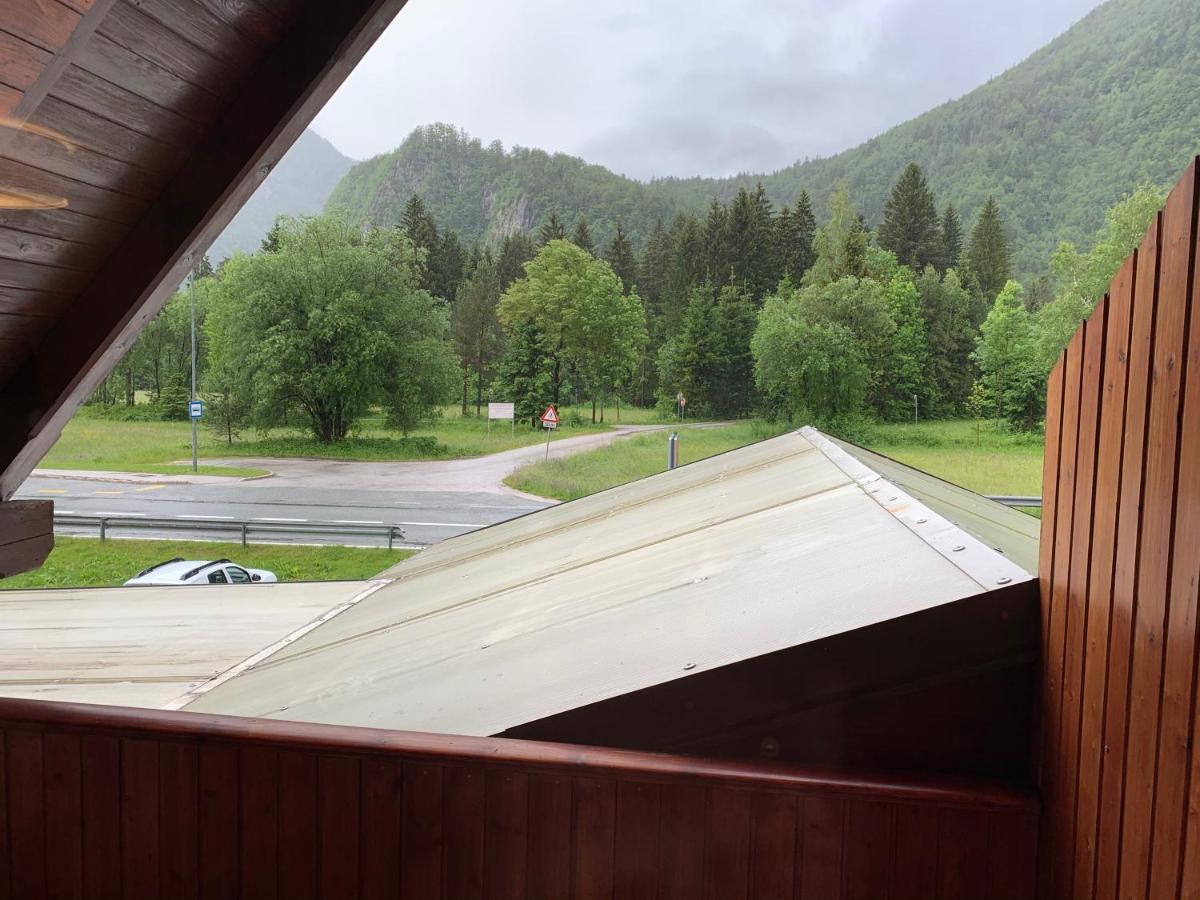 Guesthouse Veranda Mojstrana Exteriör bild